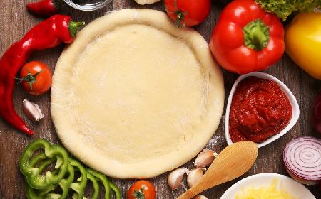 Jak zrobić ciasto na pizzę